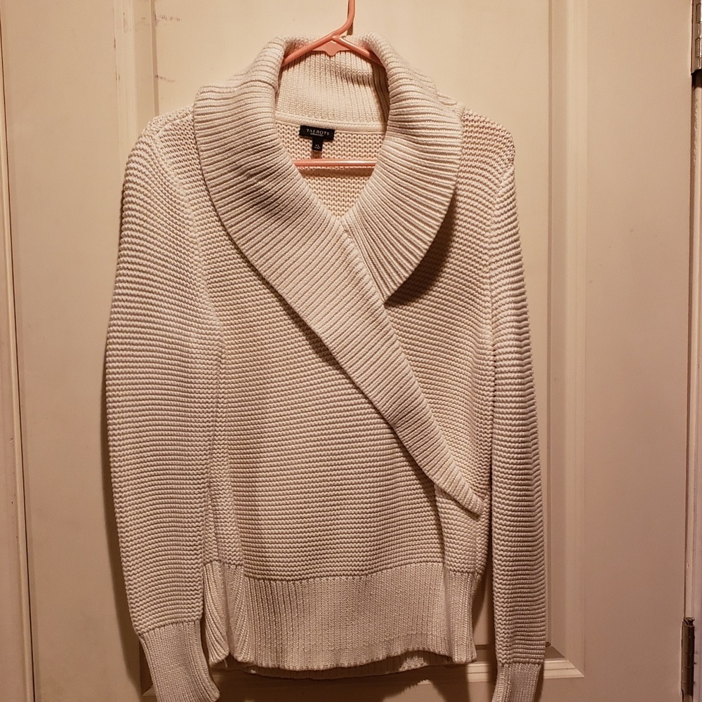 Pull over Sweater